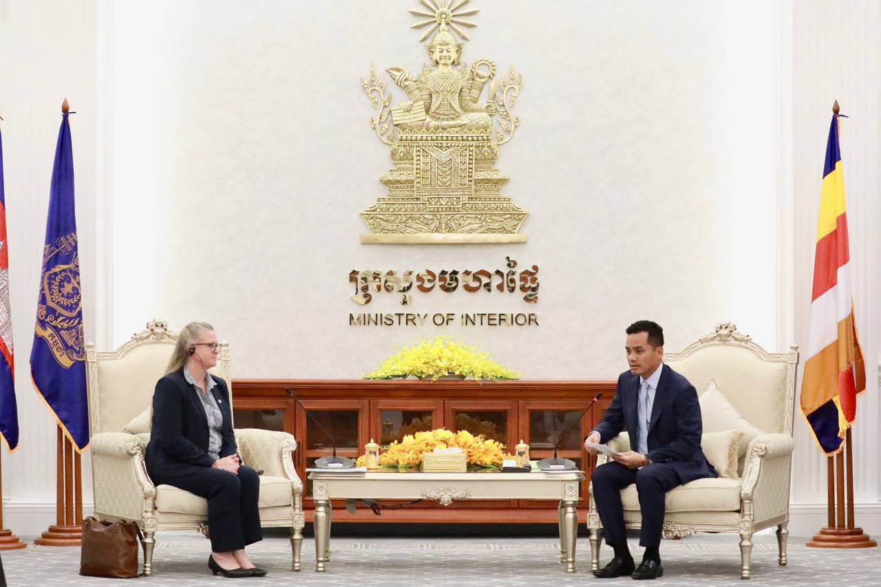 កាកបាទក្រហមអន្តរជាតិ សរសើរក្រសួងមហាផ្ទៃកម្ពុជា លើការងារកាត់បន្ថយភាពចង្អៀតណែន ក្នុងពន្ធនាគារ