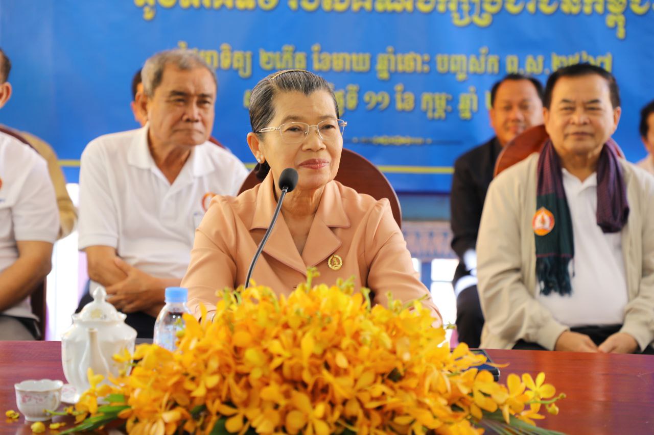 សម្តេចកិត្តិសង្គហបណ្ឌិត ម៉ែន សំអន ជួបសំណេះសំណាលជាមួយ សមាជិក សមាជិកា នៃអង្គបោះឆ្នោតព្រឹទ្ធសភាអាណត្តិទី ៥ នៃស្រុកស្វាយទាប