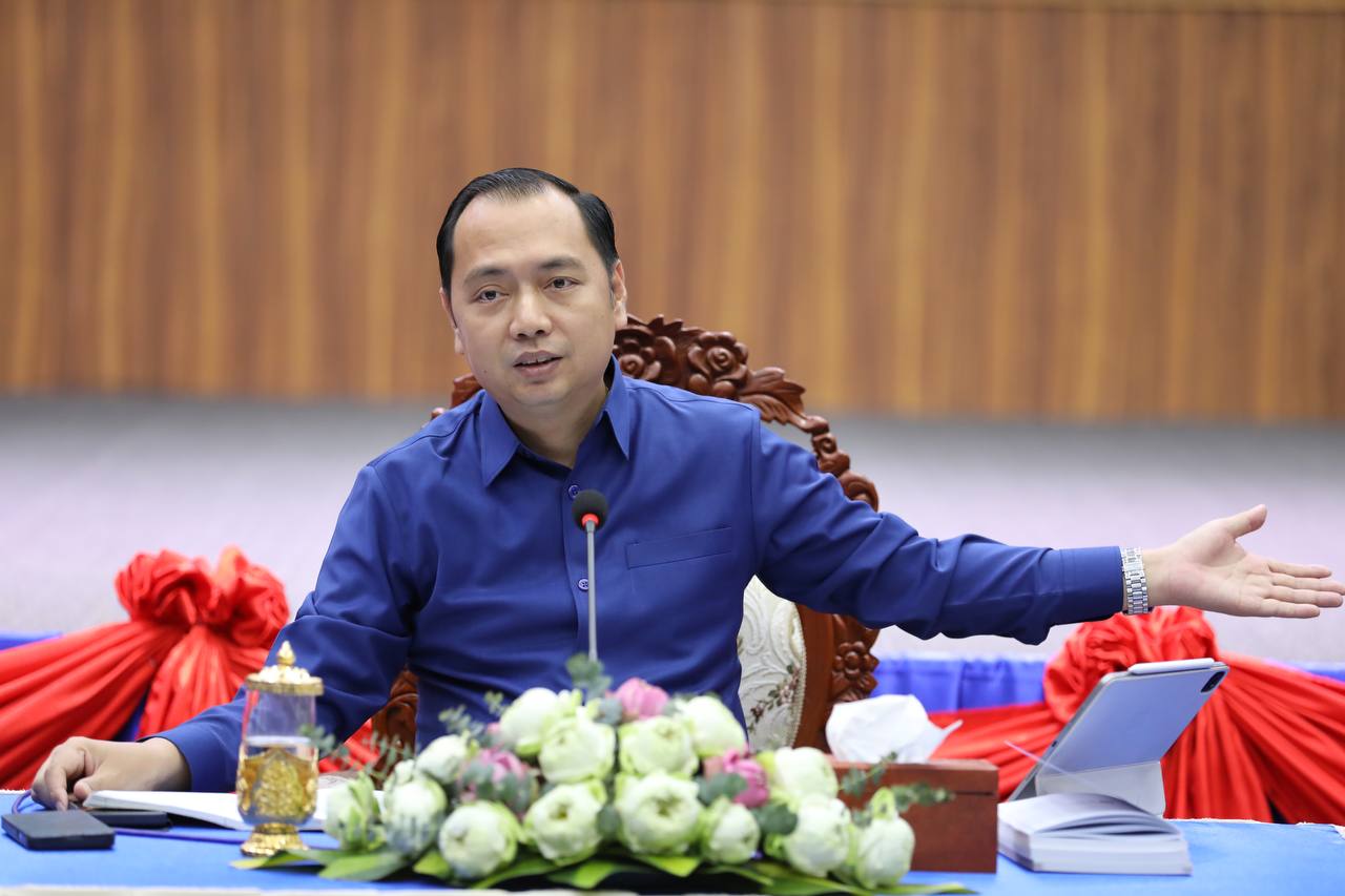 ឯកឧត្តមរដ្ឋមន្រ្តី នេត្រ ភក្ត្រា ដឹកនាំកិច្ចប្រជុំលើកដំបូង របស់គណៈកម្មការប្រឆាំងព័ត៌មានក្លែងក្លាយ ដើម្បីគ្រប់គ្រងសណ្តាប់ធ្នាប់ព័ត៌មាន និងសន្តិសុខព័ត៌មាន