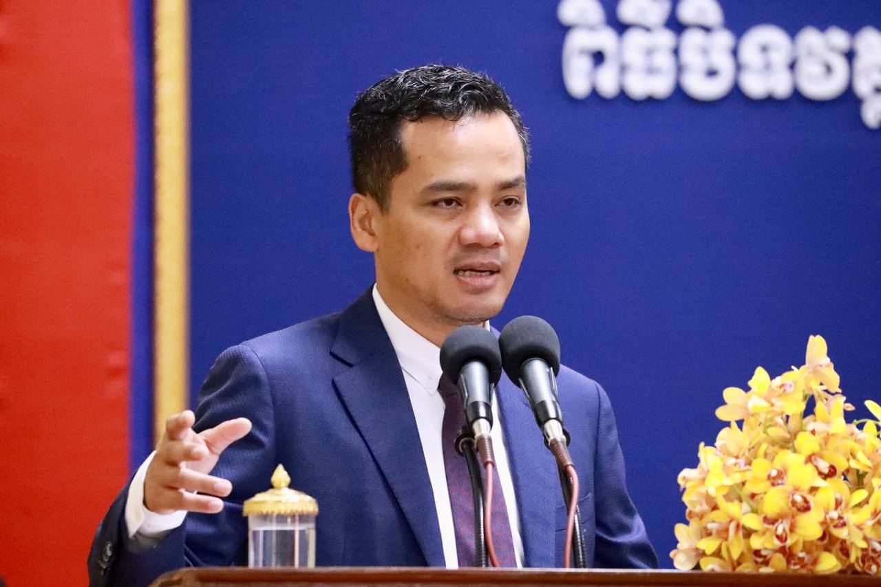 ឯកឧត្តមអភិសន្តិបណ្ឌិត ស សុខា ៖ ក្រសួងមហាផ្ទៃបានដាក់ចេញនូវកម្មវិធីកំណែទម្រង់ ច្បាស់លាស់ទាក់ទងនឹងវិស័យសន្តិសុខ ដោយផ្តោតលើគោលដៅ ៣សំខាន់ៗ