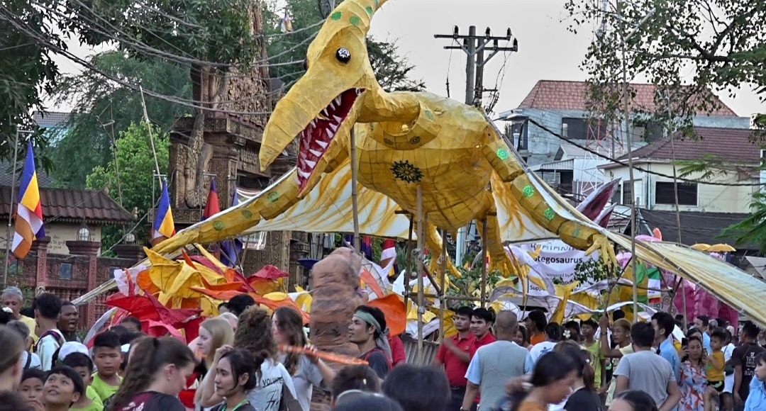 ព្រឹត្តិការណ៍គម្រោងតុក្កតាយក្យដ៏ធំមួយបានចាប់ផ្តើមដង្ហែហើយក្នុងក្រុងសៀមរាប ដែលមានមនុស្សចូលរួមរាប់ពាន់នាក់