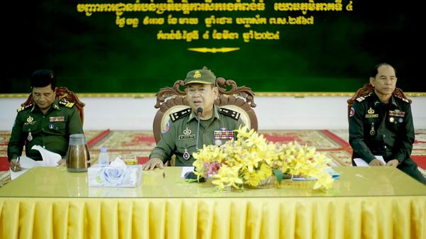 មេបញ្ជាការសឹករងខេត្តកំពង់ធំ ប្រជុំផ្សព្វផ្សាយសភាពការណ៍ថ្មីៗ អប់រំពង្រឹងតួនាទីភារកិច្ច ជូនកងដល់កម្លាំងនៃបញ្ជាការដ្ឋានតំបន់ប្រតិបត្តិការសឹករងកំពង់ធំ