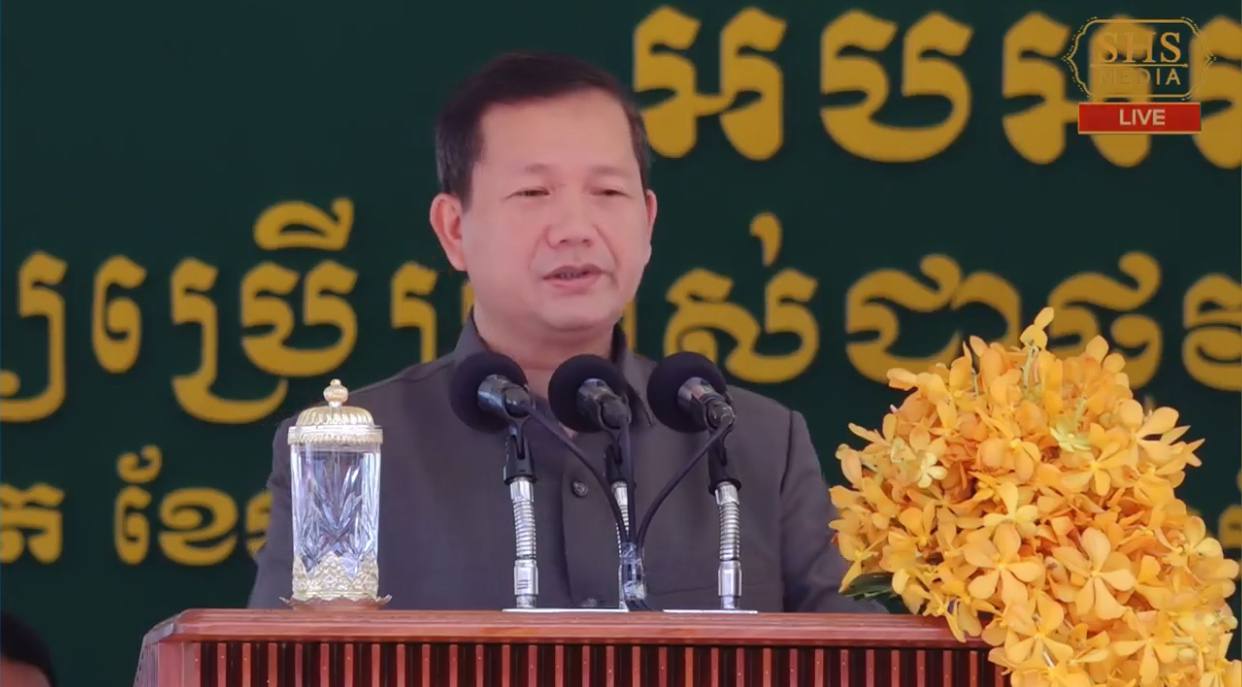 សម្ដេចធិបតី ៖ មនុស្ស គឺជាកត្តាធំណាស់ សម្រាប់ការអភិវឌ្ឍខណៈការអប់រំ និង សុខាភិបាល គឺជាគន្លឹះដ៏ធំបំផុតសម្រាប់ការពារជាតិ