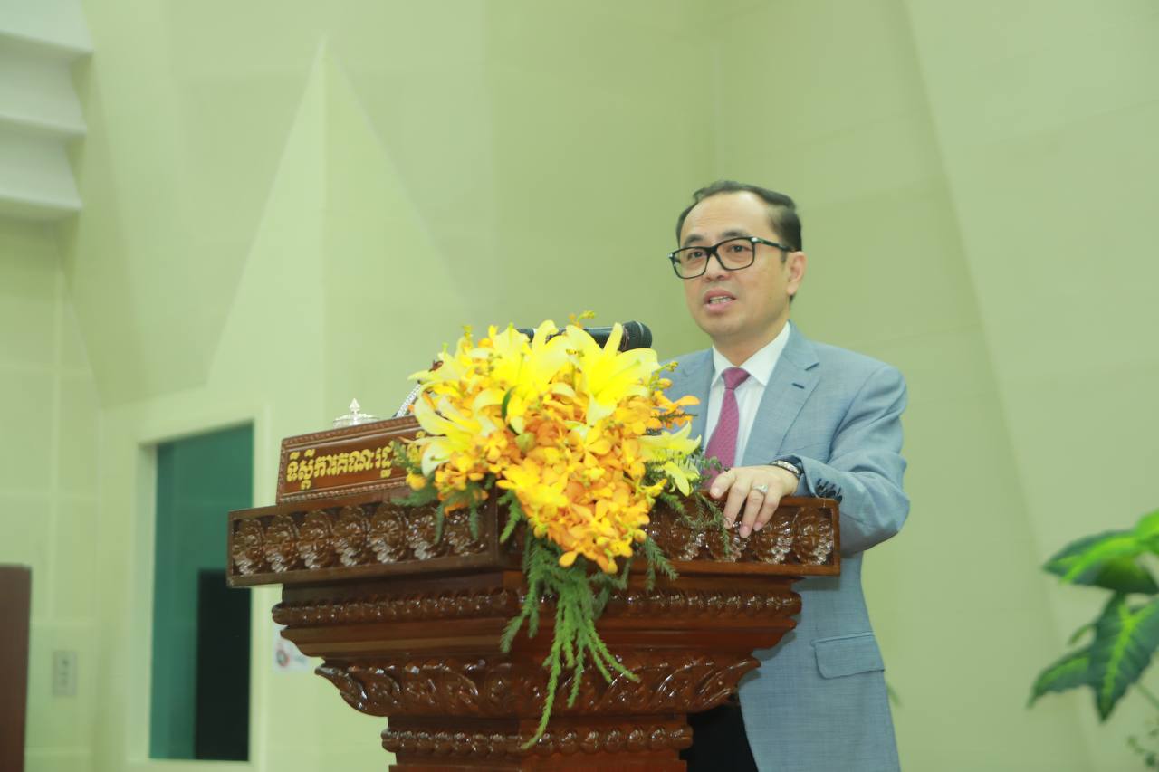 មន្ត្រីទទួលបន្ទុកព័ត៌មាន និងអ្នកនាំពាក្យ ប្រមាណ ៣៥០នាក់ចូលរួមសិក្ខាសាលាស្តីពី «ការប្រឆាំងព័ត៌មានក្លែងក្លាយក្នុងយុគសម័យបញ្ញាសិប្បនិម្មិត និងសន្តិសុខសាយប័រ»