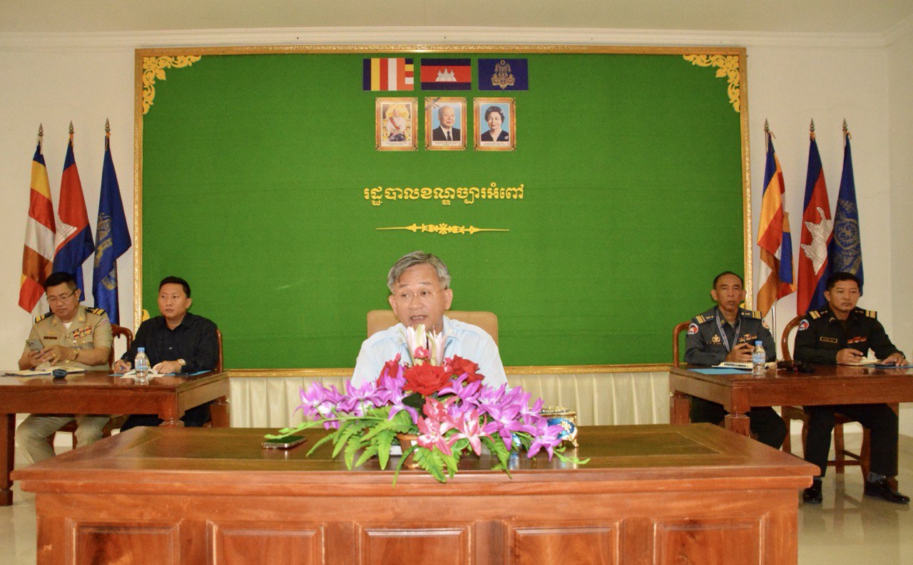 លោក ចេង មុនីរ៉ា អភិបាលខណ្ឌច្បារអំពៅ ដាក់ទិសដៅអោយអាជ្ញាធរសង្កាត់ទាំង៨ ពង្រឹងការងារគ្រប់ផ្នែក