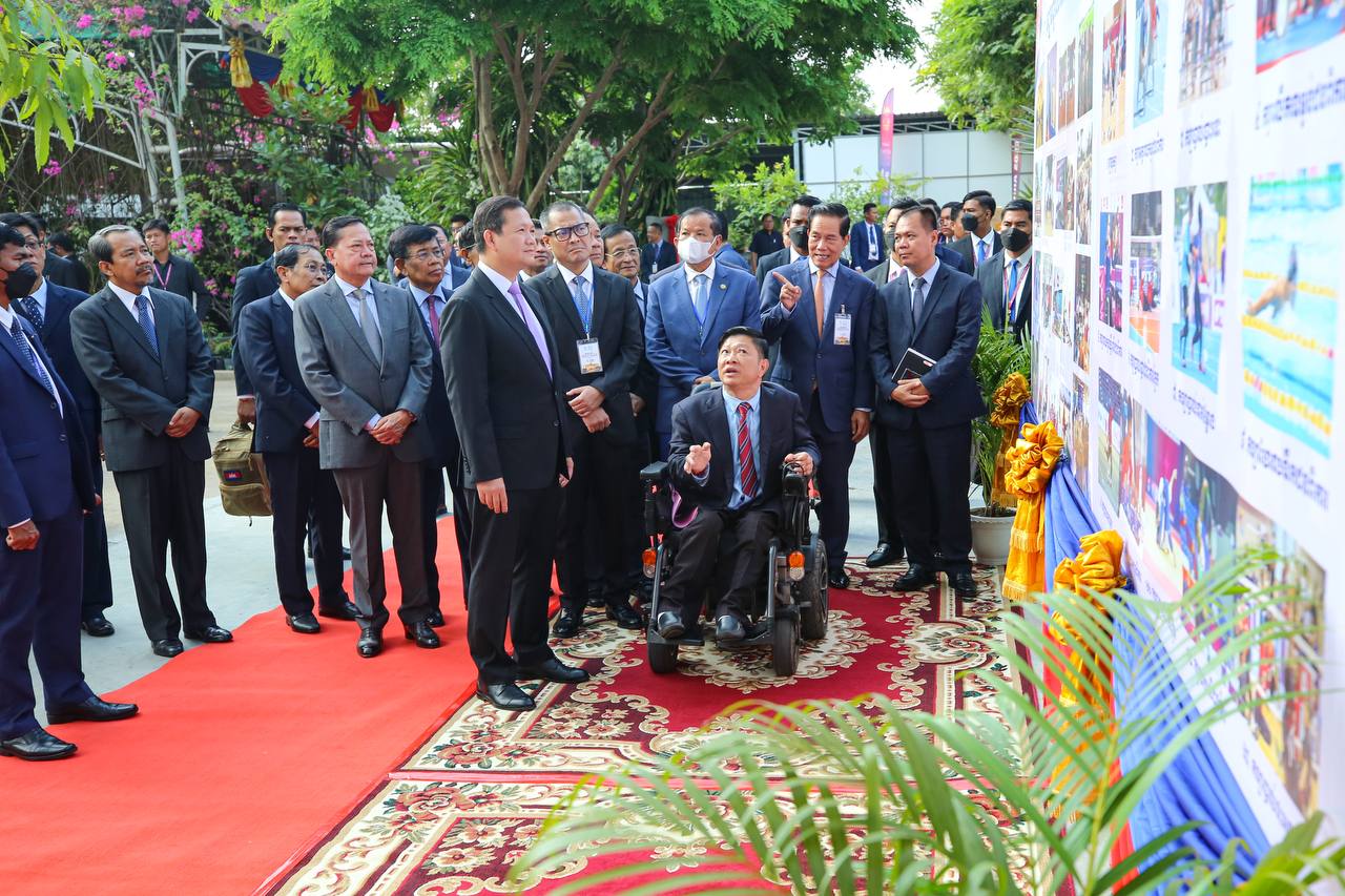 សមិទ្ធផលមជ្ឈមណ្ឌលជាតិជនពិការតេជោសែន និងគណៈកម្មាធិការជាតិ ប៉ារ៉ាឡាំពិកកម្ពុជា បានប្រារព្ធពិធីសម្ពោធដាក់ឱ្យប្រើប្រាស់ជាផ្លូវការ