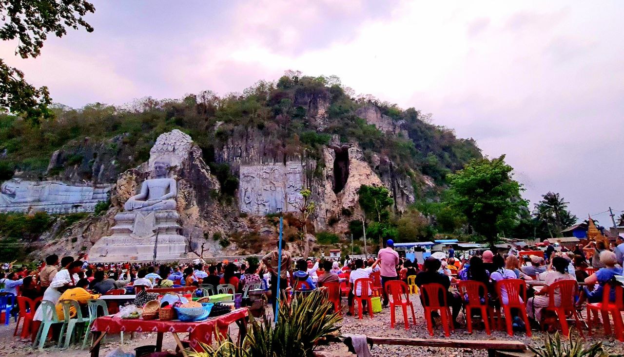 គ្រោងបង្កើតផ្សាររាត្រី-វិថីទេសចរណ៍ នៅរមណីយដ្ឋានភ្នំសំពៅ