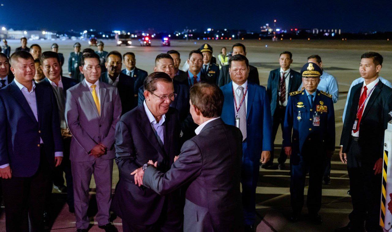 សម្ដេចតេជោ ហ៊ុន សែន អញ្ជើញទទួលព្រះរាជដំណើររបស់ព្រះមហាក្សត្រព្រុយណេ