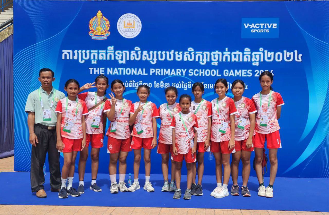 ក្រុមបាល់ទះនារីតំណាងរាជធានីភ្នំពេញបន្តឈ្នះ ២ ប្រកួតជាប់គ្នាៗខណៈជំនួបទី៣ ជាការប្រកួតបង្គ្រប់កិច្ចមុនឡើងទៅវគ្គខ្វែងពូលប៉ះក្រុមកំពង់ចាម
