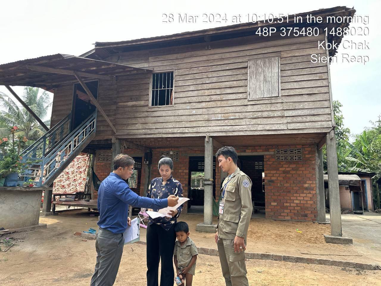 អាជ្ញាធរជាតិអប្សរា បានចុះពិនិត្យ និងផ្តល់នូវលក្ខណៈបច្ចេកទេស ដំណើរការ សាង សង់ លំនៅដ្ឋានដល់ពលរដ្ឋរស់នៅក្នុង និងក្រៅតំបន់អង្គរ