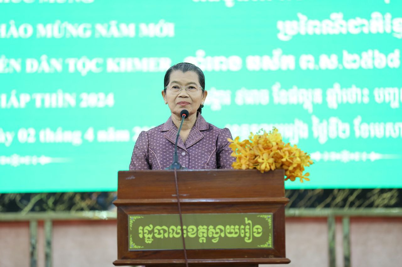 សម្តេច ម៉ែន សំអន អញ្ជើញជាអធិបតី ប្រារព្ធពិធីជូនពរ និងអបអរសាទរបុណ្យចូលឆ្នាំថ្មី ប្រពៃណីជាតិខ្មែរ