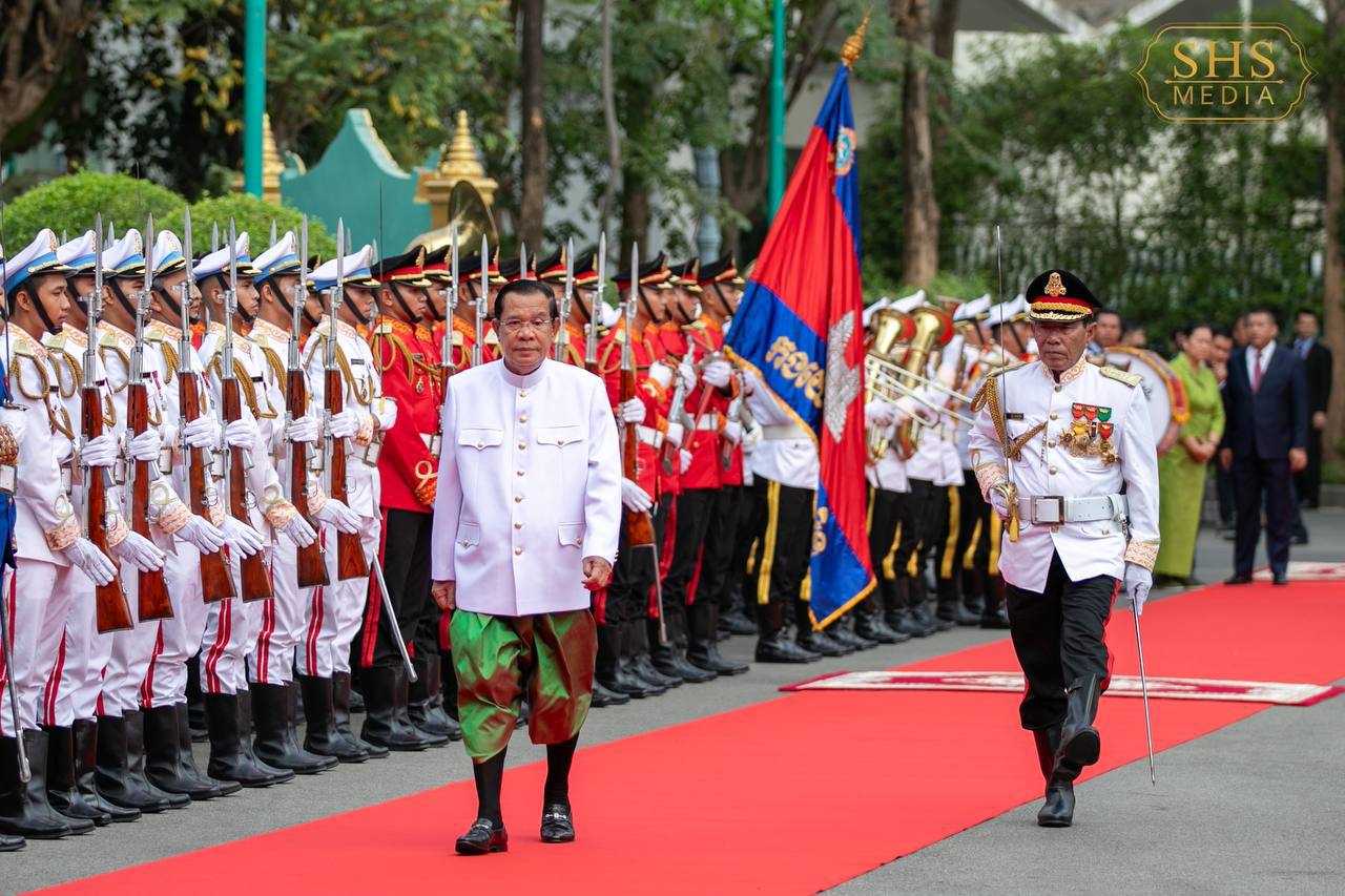 ព្រឹទ្ធសភានីតិកាលទី៥៖សម្តេចតេជោ ហ៊ុន សែន ប្រធានព្រឹទ្ធសភា,ឯកឧត្តម ប្រាក់សុខុន អនុប្រធាន ទី១,ឯកឧត្តម អ៊ុច បូររិទ្ធ អនុប្រធានទី២