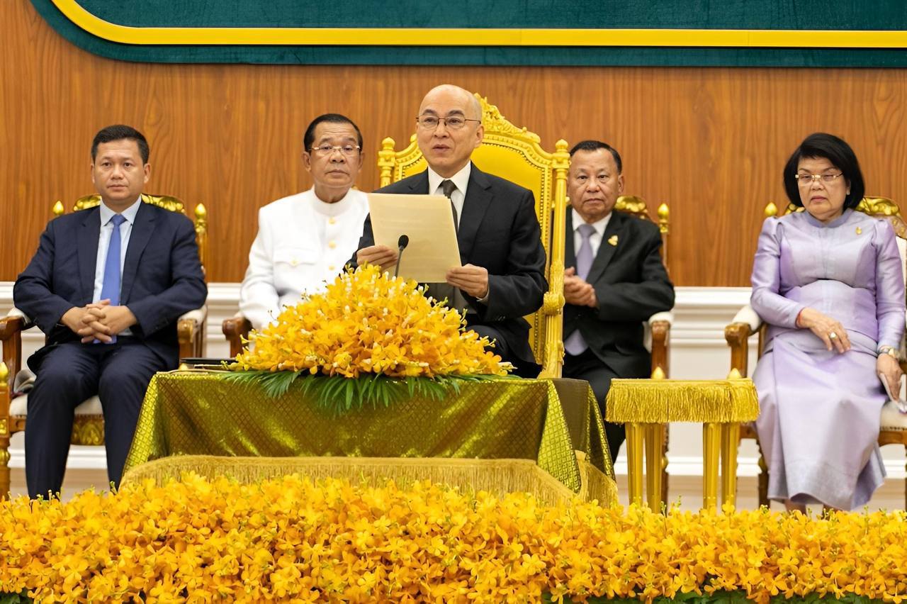 ក្នុងមុខងារសហប្រតិបត្តិការអន្តរជាតិ ព្រឹទ្ធសភាចូលរួមក្នុងកិច្ចសហប្រតិបត្តិការទ្វេភាគី និង ពហុភាគី ដោយបានដើរតួនាទីប្រកបដោយកិត្តិយស និងសក្តានុពលនៅក្នុងក្របខ័ណ្ឌតំបន់ និង ពិភពលោក