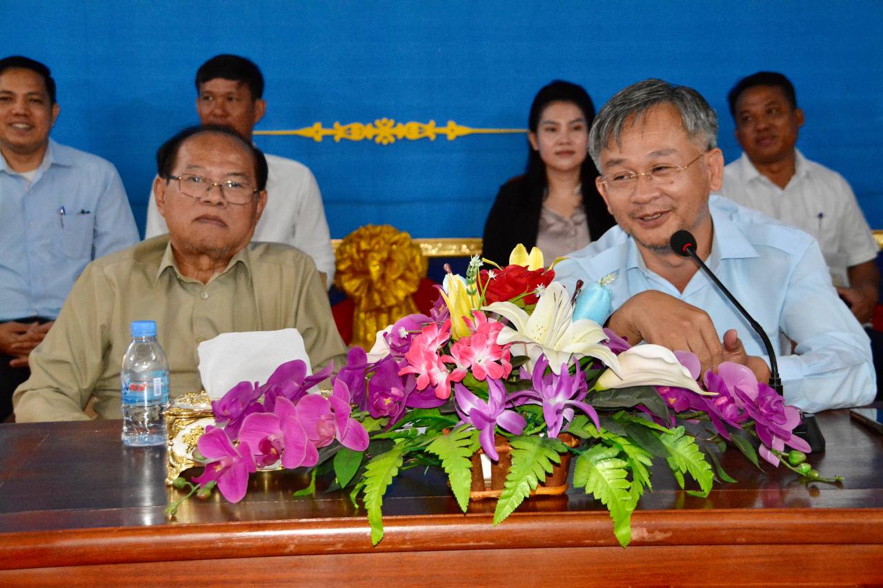អភិបាលខណ្ឌច្បារអំពៅ លោក ចេង មុនីរ៉ា ជំរុញឱ្យមន្ត្រីមូលដ្ឋានទាំងអស់ បន្តរួមគ្នា អនុវត្តគោលនយោបាយ ភូមិ-សង្កាត់ មានសុវត្ថិភាព ឱ្យ មានប្រសិទ្ធិភាព