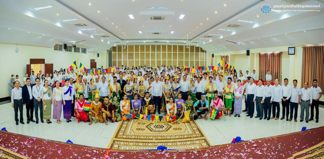 ក្រសួងប្រៃសណីយ៍ប្រារព្ធពិធីចម្រើនព្រះបរិត្តអបអរបុណ្យចូលឆ្នាំថ្មីប្រពៃណីជាតិខ្មែរ