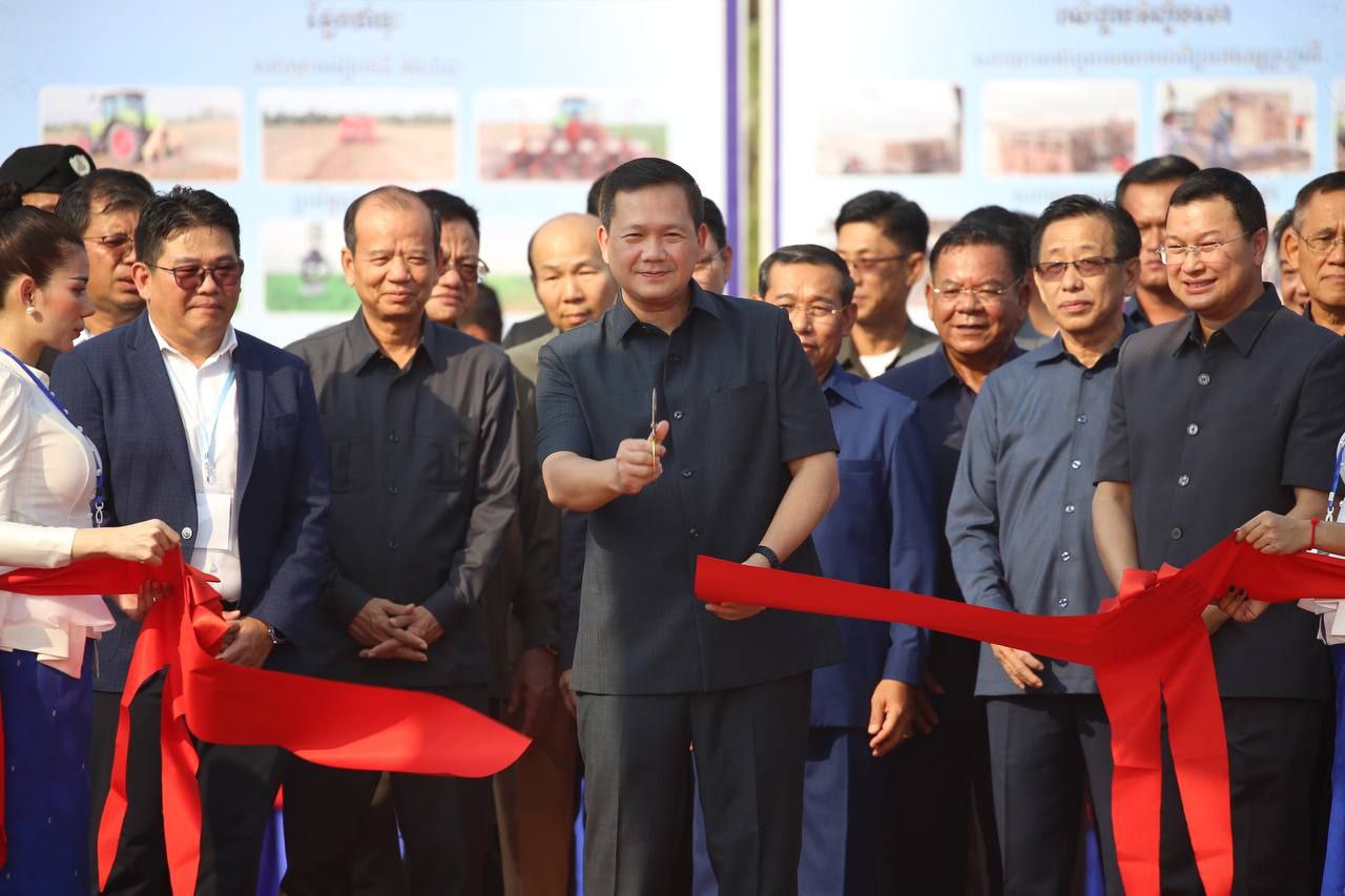 សម្តេចធិបតី ហ៊ុន ម៉ាណែត អញ្ជើញសម្ពោធ កសិដ្ឋានចិញ្ចឹមគោយកទឹកដោះ គិរីសួគ៌