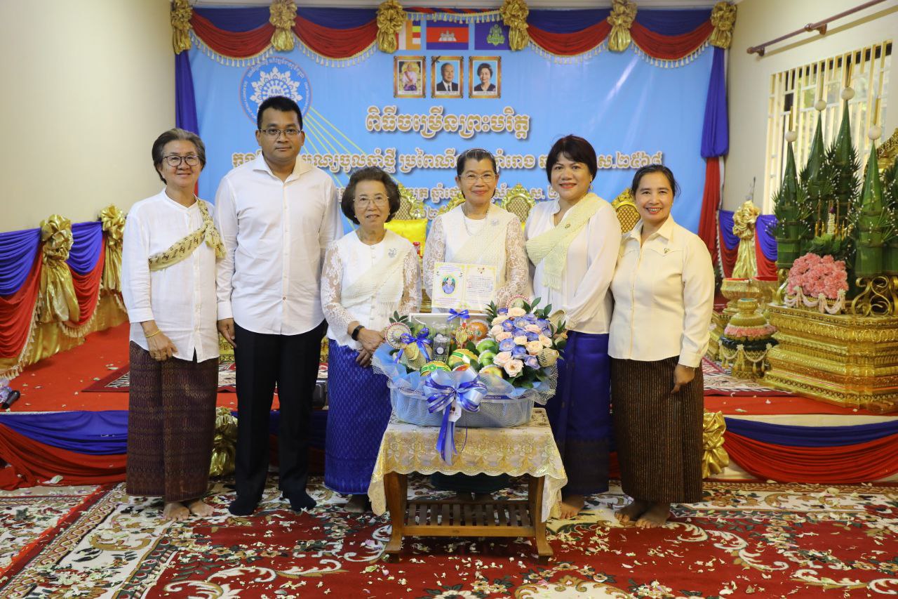 សម្តេច ម៉ែន សំអន អញ្ជើញសូត្រនៅស្នាក់ការក្រុមប្រឹក្សាជាតិរណសិរ្សសាមគ្គីអភិវឌ្ឍន៍ មាតុភូមិកម្ពុជា