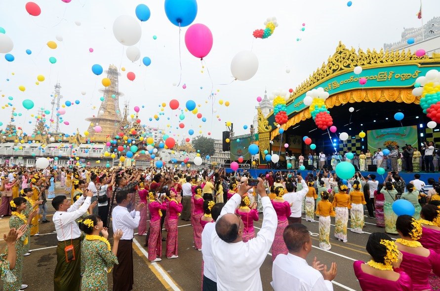 ឈ្វេងយល់ពីប្រវត្តិនៃពិធិបុណ្យចូលឆ្នាំថ្មីមីយ៉ាន់ម៉ា