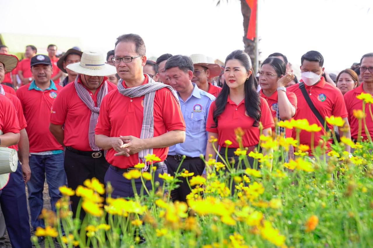 ប្រជាពលរដ្ឋសហការជាមួយអាជ្ញាធរចូលរួមទុកដាក់សំរាម និងកាត់បន្ថយការប្រើប្រាស់ប្លាស្ទិកក្នុងរដូវបុណ្យចូលឆ្នាំថ្មីប្រពៃណីជាតិខ្មែរ