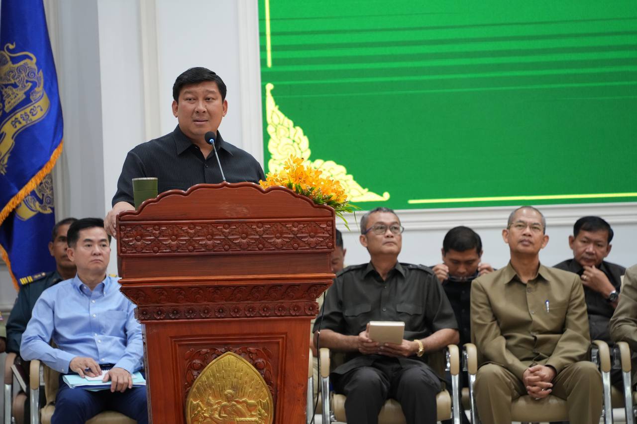 ឯកឧត្តមឧបនាយករដ្ឋមន្ត្រី សាយ សំអាល់ ចាត់ទុកវិស័យរៀបចំដែនដី នគ រូប នី យកម្ម និងសំណង់ ជាបំណែកដ៏មានសារៈសំខាន់នៅក្នុងរដ្ឋបាល ឯកភាពរាជធានី ខេត្ត ក្រុង ស្រុក ខណ្ឌ
