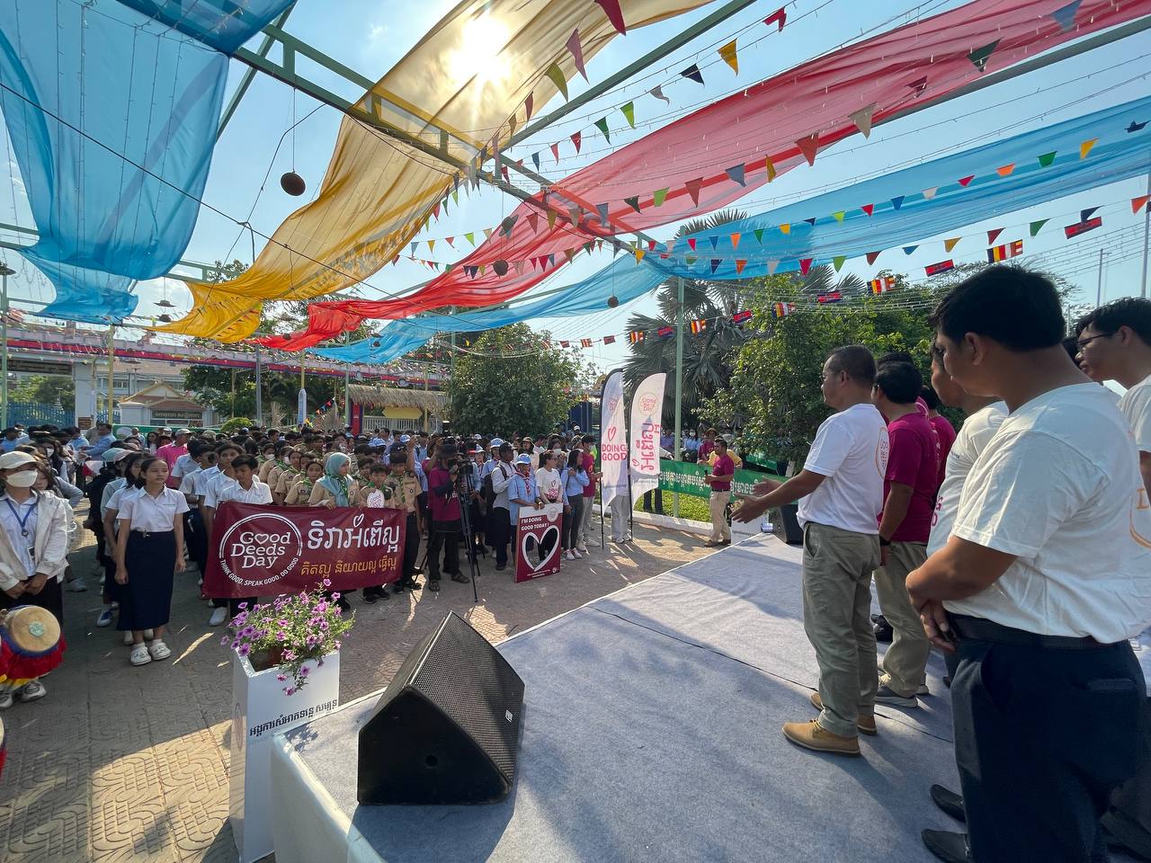 រយៈពេលជិតប្រាំឆ្នាំ អង្គការសំអាតទន្លេ សមុទ្រប្រមូលសំរាម បានជាង ១ ៧០០តោនពីទន្លេចំនួនបី