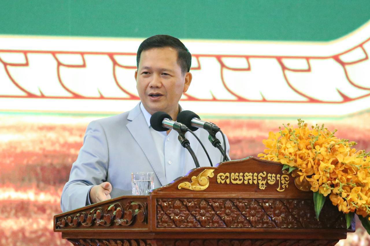 សម្តេចធិបតី ហ៊ុន ម៉ាណែត ស្នើអ្នកព័ត៌មានទាំងអស់ ត្រូវធ្វើជាអ្នកផ្តល់ព័ត៌មាន និងសូមកុំដើរតួជាតុលាការ