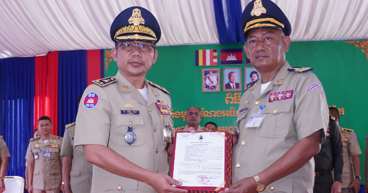 ស្នងការនគរបាលខេត្ត ប្រាប់អធិការក្រុងប៉ោយប៉ែត​ឱ្យយក​ចិត្តទុកដាក់លើការងារបណ្ដាញសង្គម