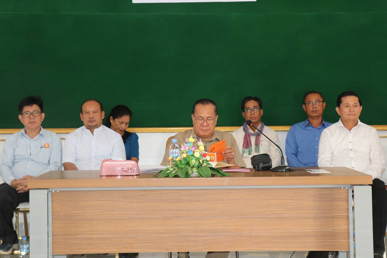 មន្រ្តីគណបក្សជួបក្រុមប្រឹក្សាឃុំប្ញស្សីក្រោកមកពីគណបក្សប្រជាជនកម្ពុជា