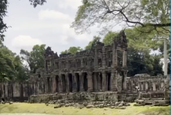 បណ្ណាល័យនៅប្រាសាទព្រះខ័ន
