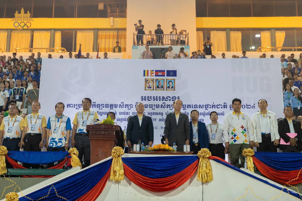 ឯកឧត្តម វ៉ាត់ ចំរើន ជំរុញឲ្យគ្រឹះស្ថានអប់រំ បន្ថែមកម្មវិធីអប់រំកាយ និងកីឡាក្រៅម៉ោងសិក្សាដល់និស្សិត