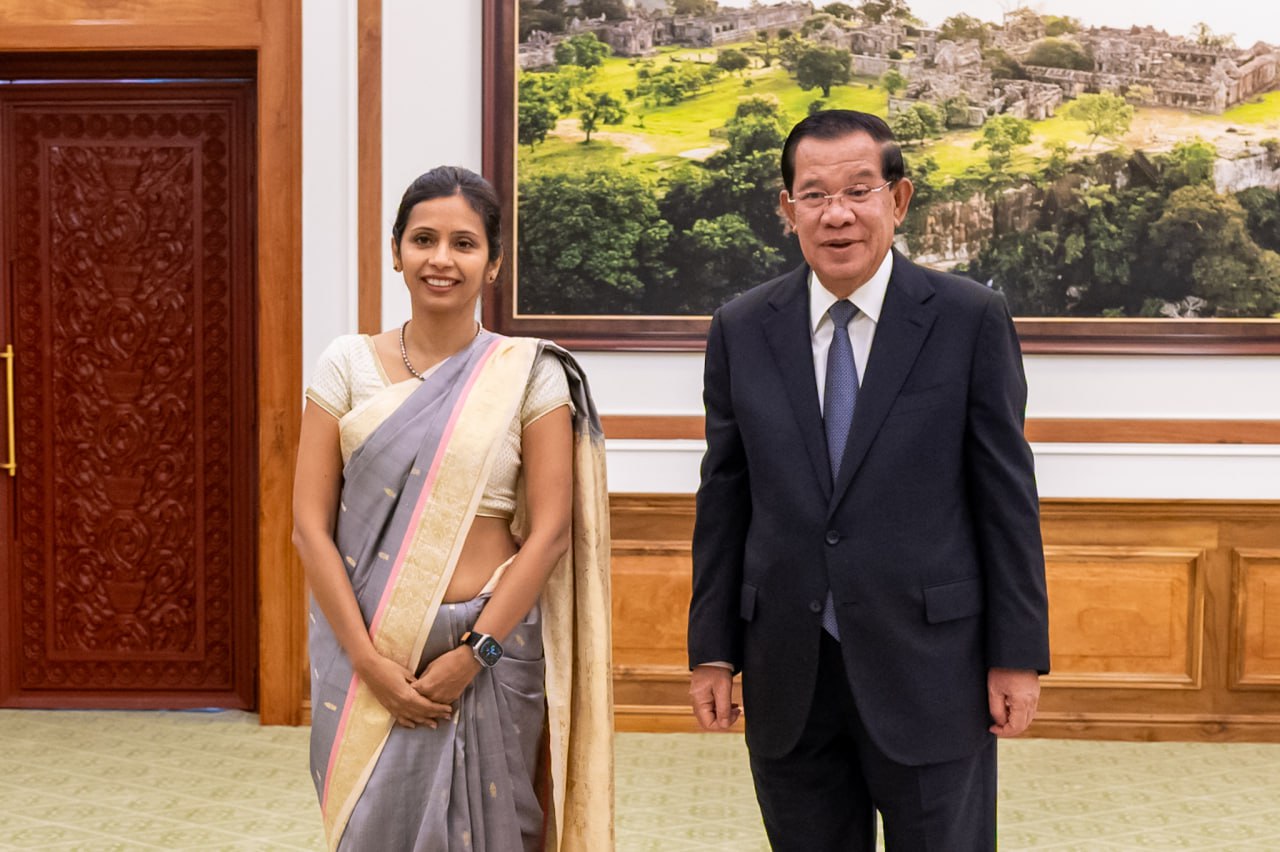 ទូតឥណ្ឌា ៖ សុបិន នៃការភ្ជាប់ជើងហោះហើរត្រង់ពីឥណ្ឌាមកកម្ពុជា បានក្លាយជាការពិត ដែលនឹងជួយឱ្យទំនាក់ទំនង ក៏ដូចជាការជំរុញវិស័យសេដ្ឋកិច្ច ពាណិជ្ជកម្មរវាងប្រទេសទាំងពីរកាន់តែជិតស្និទ្ធ