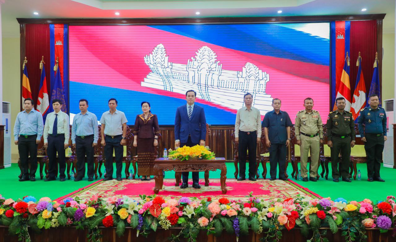 រដ្ឋបាលខេត្តកំពង់ចាមប្រារព្ធខួបអនុស្សាវរីយ៍លើកទី ៧៥ ទិវាកុមារអន្តរជាតិ ១មិថុនា