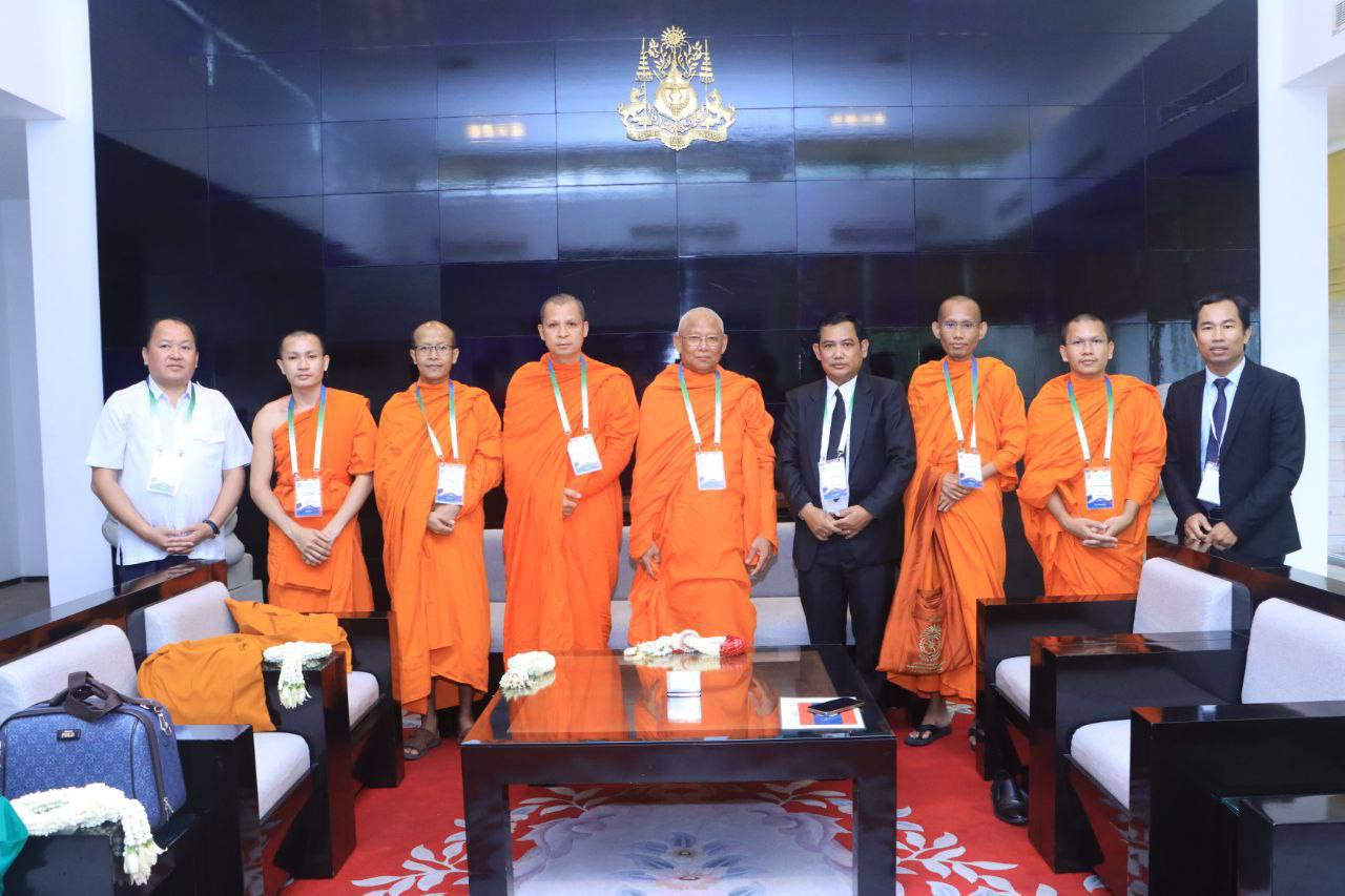 គណៈប្រតិភូព្រះសង្ឃអន្តរជាតិ មកពី ១២ប្រទេស និមន្ត និងអញ្ជើញចូលរួមពិធីបុណ្យថ្វាយព្រះភ្លើង សម្តេចព្រះអគ្គមហាសង្ឃរាជាធិបតី កិត្តិឧទ្ទេសបណ្ឌិត ទេព វង្ស