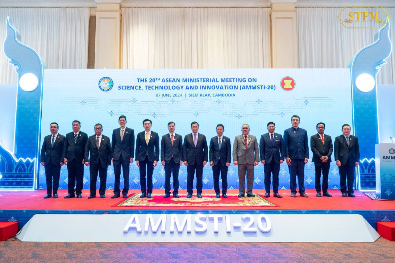 សម្តេចធិបតី៖” វិទ្យាសាស្រ្ត បច្ចេកវិទ្យា និងនវានុវត្តន៍ (STI) មានអត្ថប្រយោជន៍ជាអនេក តែត្រូវតែបម្រើមុខងារក្នុងគោលដៅត្រឹមត្រូវសម្រាប់សង្គមជាតិ ហើយមុខងារ និងគោលបំណងទាំងអស់នោះត្រូវកំណត់ឡើងដោយមនុស្ស