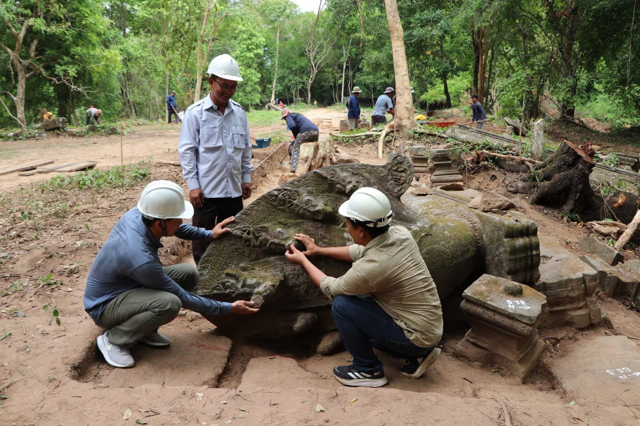 អ្នកជំនាញចាប់ផ្តើមធ្វើកំណាយស្រាវជ្រាវស្ពានហាលខាងកើតប្រាសាទបេងមាលា មុននឹងឈានទៅជួសជុល