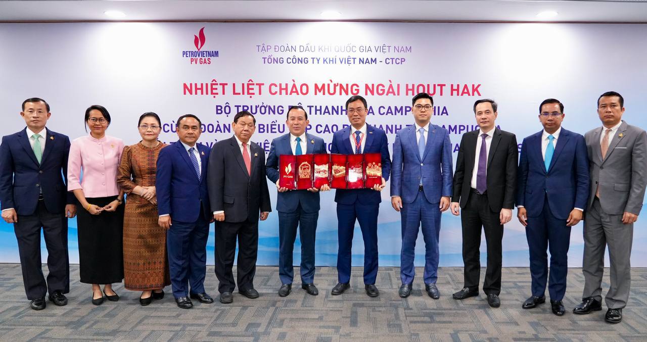 គណៈប្រតិភូជាន់ខ្ពស់ក្រសួងអធិការកិច្ចកម្ពុជា អញ្ជើញជួបពិភាក្សាការងារ​ជាមួយ លោក Trieu Quoc Tuan អគ្គនាយក ក្រុមហ៊ុន PV Gas