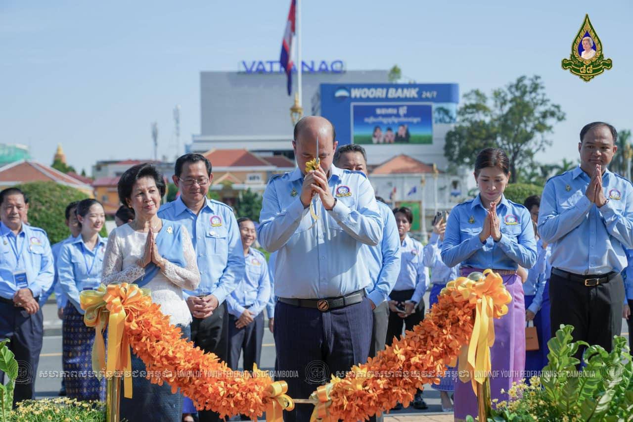ទិដ្ឋភាព ពិធីសម្ពោធពិពរណ៍ព្រះបរមឆាយាល័ក្ខណ៍ នៅក្នុងបរិវេណ សួនព្រះរាជឱង្ការ