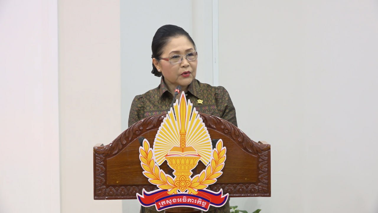 គ្រប់ក្រសួងស្ថាប័ន កំពុងបញ្ជ្រាបផែនការយុទ្ធសាស្ត្រានារីរតនៈទី៦ ដើម្បីលើកស្ទួយសេដ្ឋកិច្ច និងតម្លៃរបស់ស្ត្រី