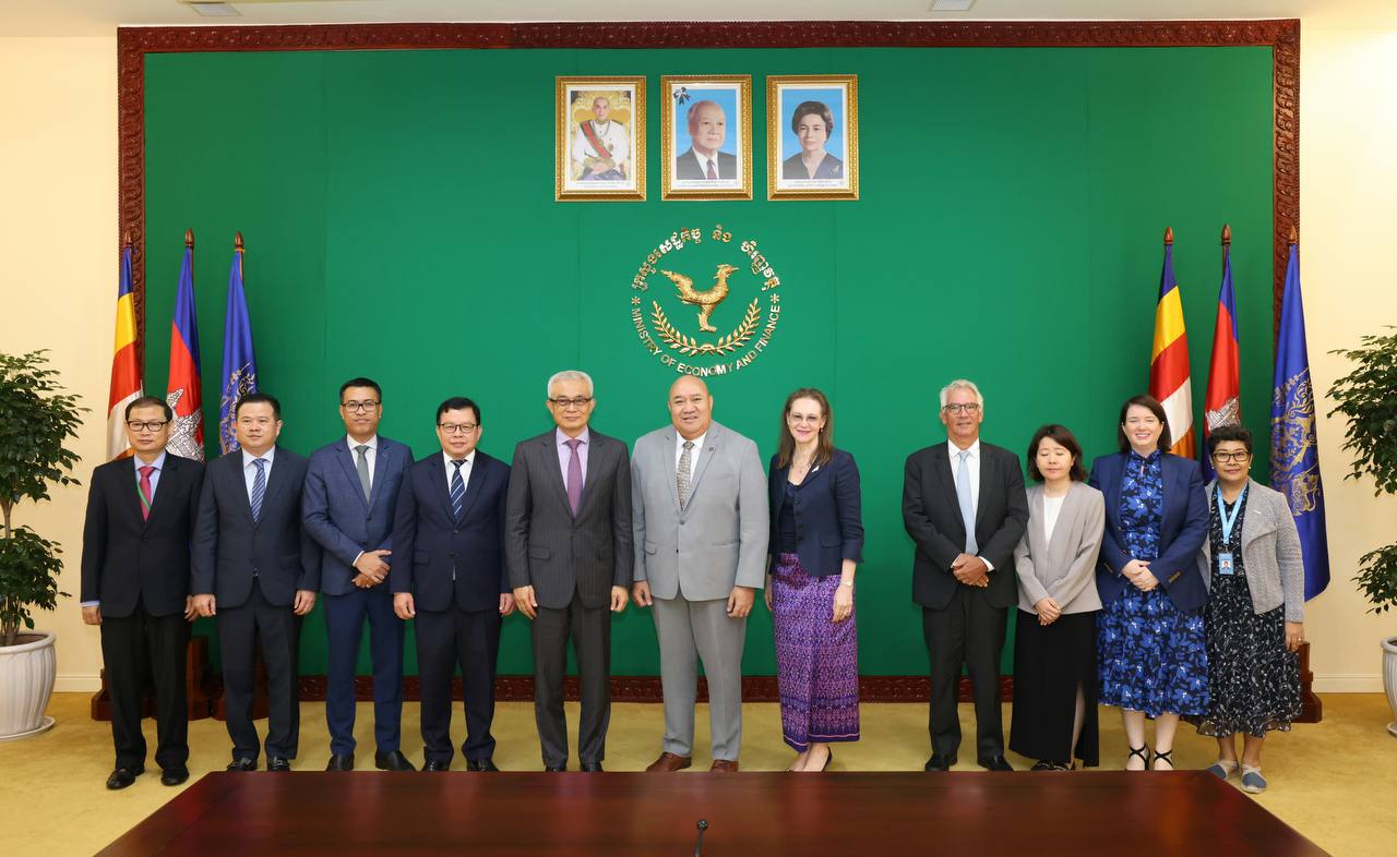 អង្គការសុខភាពពិ​ភពលោក គាំទ្ររាជរដ្ឋាភិបាលកម្ពុជា ចំពោះការប្រកាស​ដាក់ឱ្យ​អនុ​វត្ត​ជាផ្លូវការ ផែនទីបង្ហាញផ្លូវ ឆ្ពោះទៅការគ្របដណ្តប់សុខភាពជាសកល​នៅ​កម្ពុជា