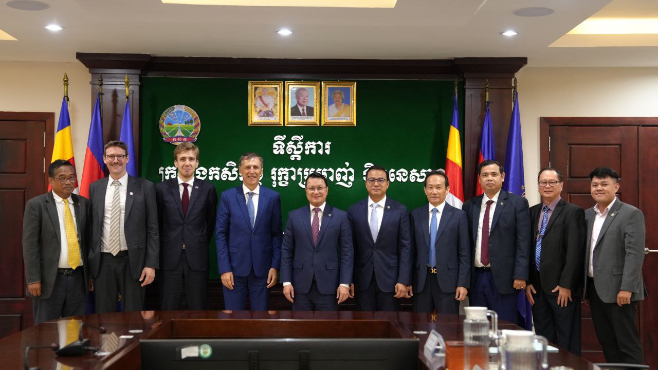 រដ្ឋមន្ត្រីក្រសួងកសិកម្ម ស្វាគមន៍វិស័យឯកជន និងដៃគូអភិវឌ្ឍន៍ ក្នុងការផ្តល់​កម្ចី​ដែលមានអត្រាការប្រាក់ទាប ដើម្បីចូលរួមជំរុញសហគមន៍កសិកម្មទំនើប