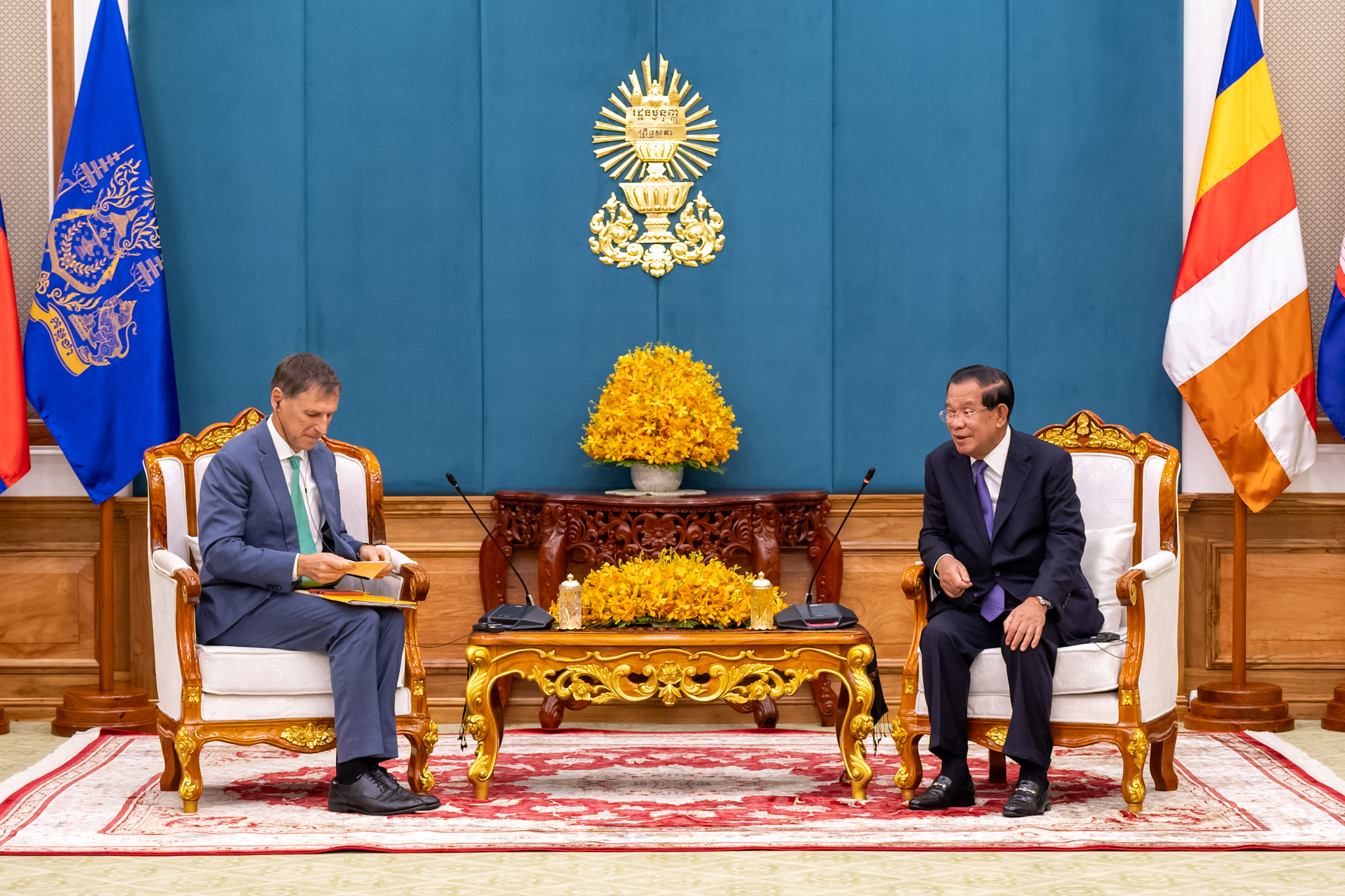 ប្រធានព្រឹទ្ធសភា ស្វាគមន៍ការរៀបចំវេទិកាធុរកិច្ចកម្ពុជា-បារាំង នៅសប្តាហ៍ក្រោយ