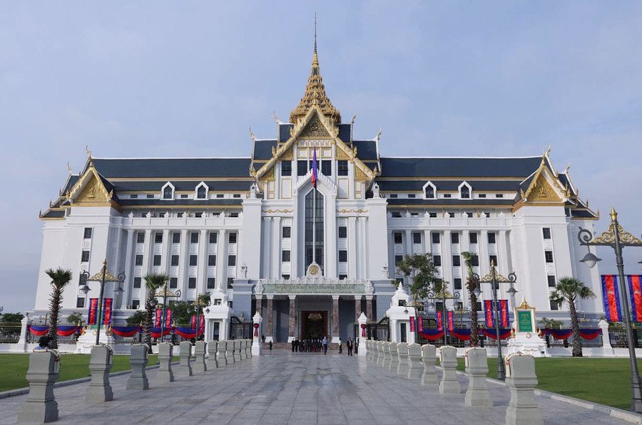 មន្រ្តីជាន់ខ្ពស់នៃក្រសួងរៀបចំដែនដី ៖ សូមប្រជាពលរដ្ឋប្រុងប្រយ័ត្ន មានបុគ្គលជាមេខ្យល់ក្រោមរូបភាពមនុស្សធម៌ ដើរប្រមូលស្នាមមេដៃប្រជាពលរដ្ឋ ក្នុងការស្នើសុំដីធ្លី