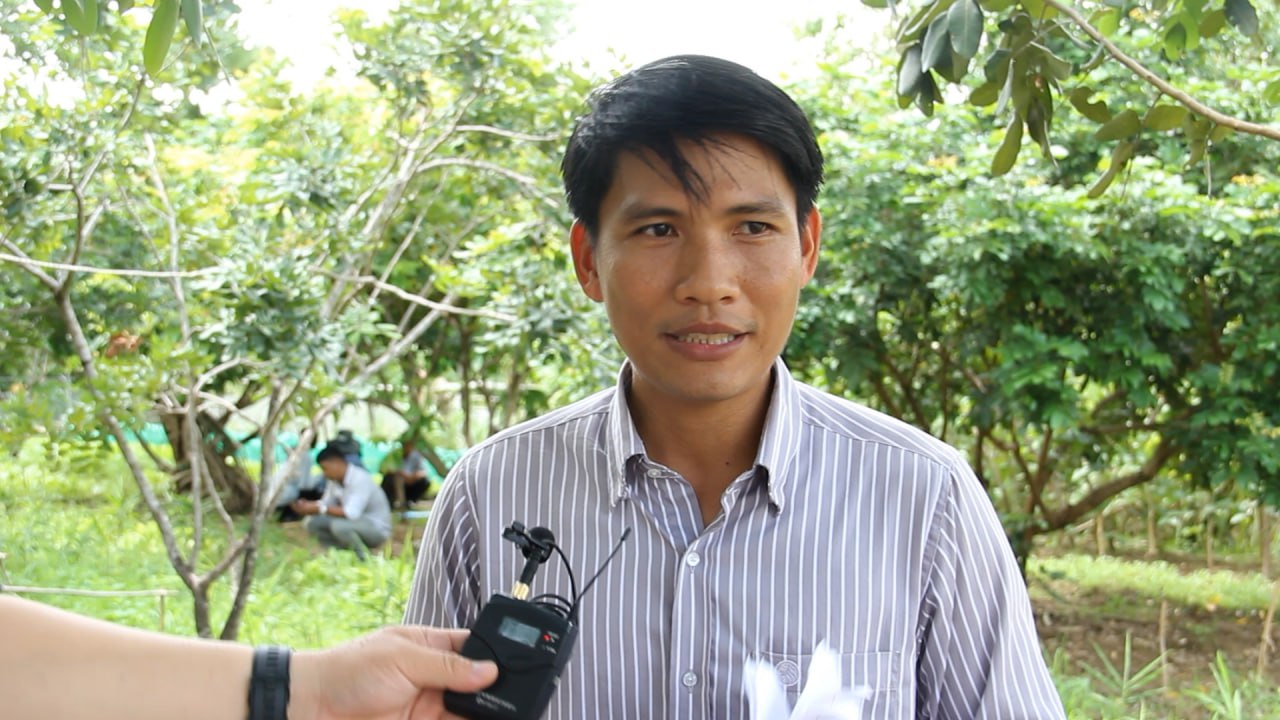កសិករម្នាក់ កំពុងទទួលផលពីការដាំបន្លែសរីរាង្គចម្រុះ ក្រោយចាយពេល ៣ឆ្នាំ លើការអនុវត្តតាមបែបកសិអេកូឡូស៊ី