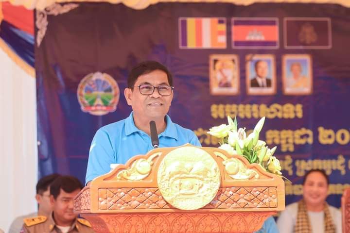 រដ្ឋបាលខេត្តរតនគិរីលែងកូនត្រី និងត្រីមេពូជចម្រុះបីម៉ឺនក្បាលនៅទំនប់អាងវារីអគ្គិសនីអូរជុំ