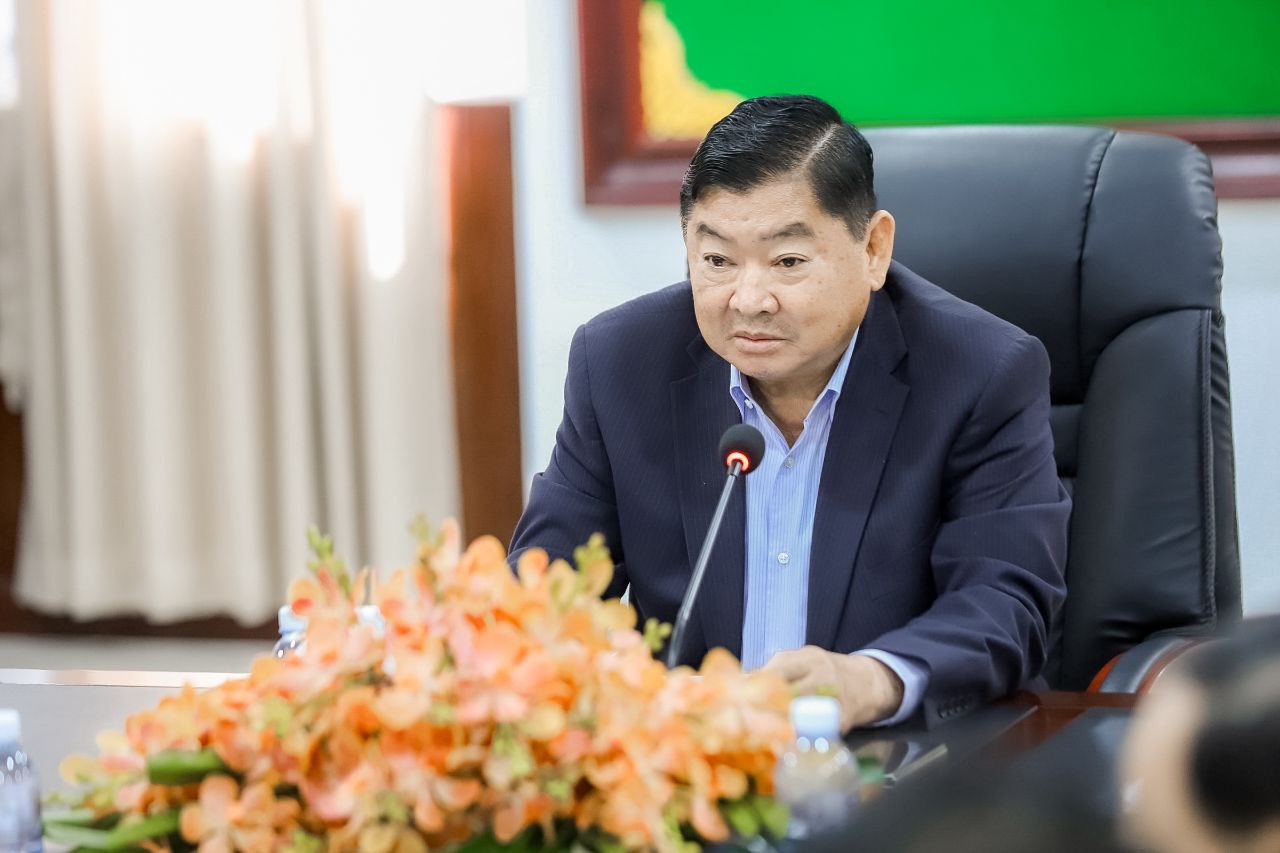 រដ្ឋមន្ត្រីប្រតិភូ ៖ដើម្បីគ្រប់គ្រងល្បែងស៊ីសងមានប្រសិទ្ធិភាព លុះត្រាតែបើកមួយបង្ក្រាបមួយ បើកមួយបិទមួយ
