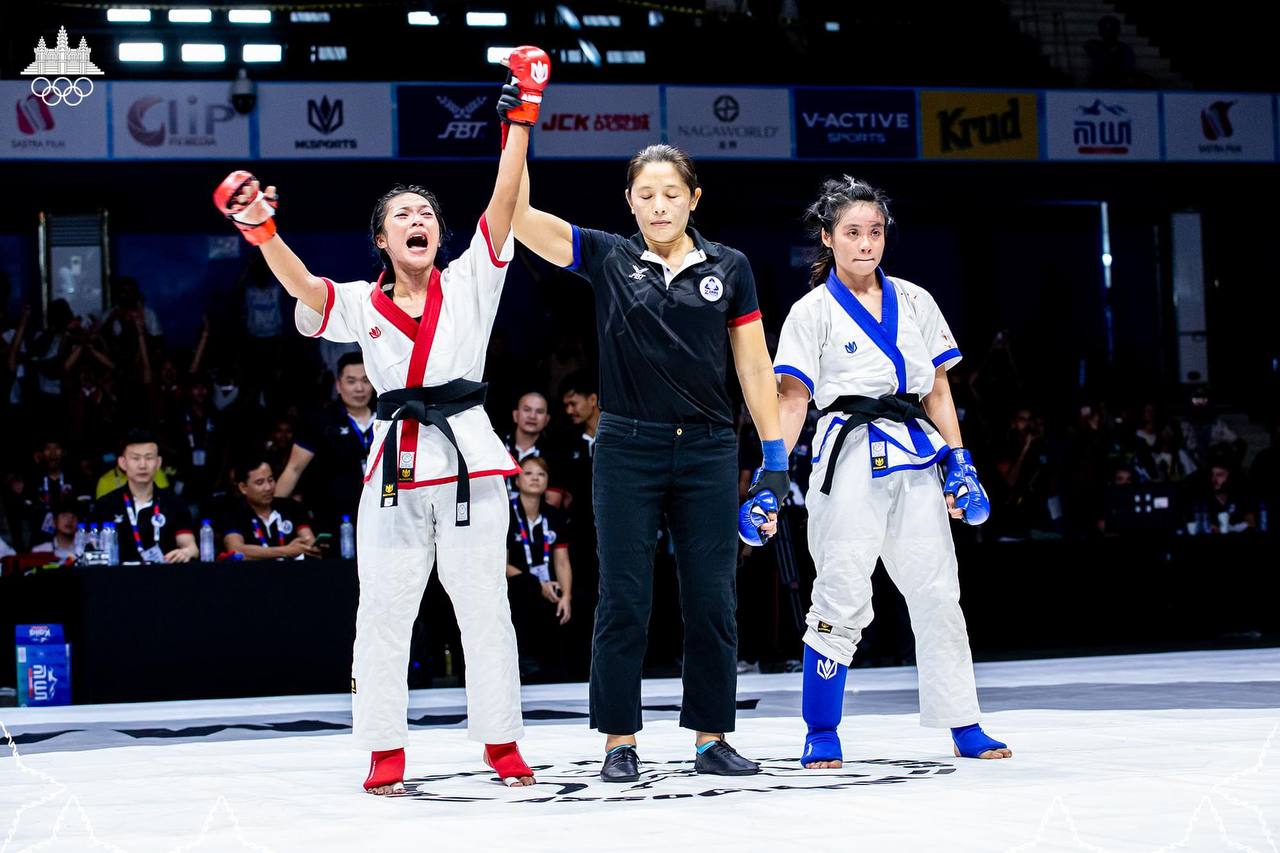 អបអរសាទរ មេដាយមាសទី១ 🥇💐🇰🇭