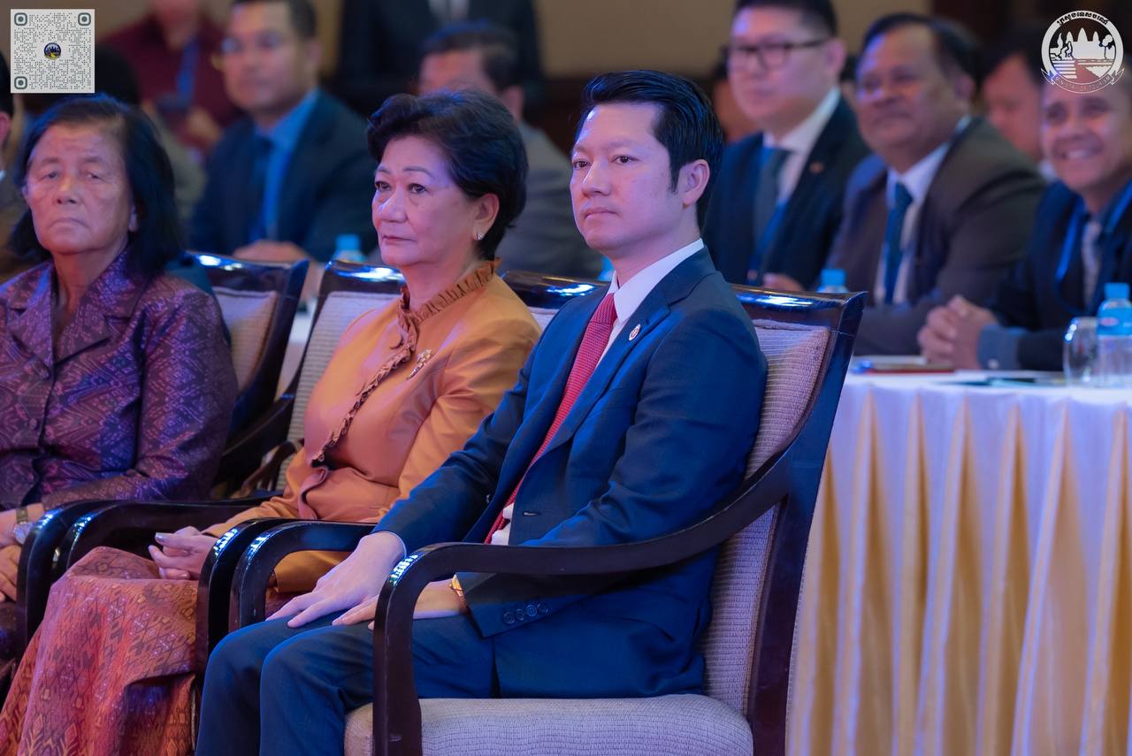 ឯកឧត្តម សុខ សូកេន បានអញ្ជេីញចូលរួមក្នុងពិធីជួបសំណេះសំណាលជាមួយអតីតនិស្សិតកម្ពុជាមកពីសមាគមវៀតណាម