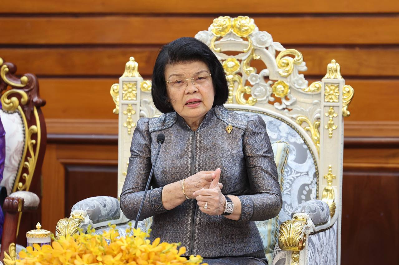 សម្តេចរដ្ឋសភាធិបតី ឃួន សុដារី ៖ និសិ្សត ទៅសិក្សានៅក្រៅប្រទេស ត្រូវធ្វើខ្លួនជាឯកអគ្គរាជទូត ត្រូវស្វែងរកផលប្រយោជន៍ និង ការពារតម្លៃជូនជាតិមាតុភូមិ