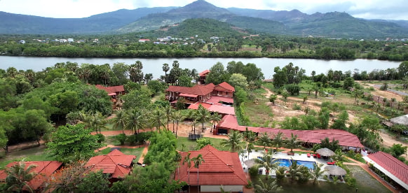 វីឡាវីឌីសុី(Villa Vedici) ខេត្តកំពត