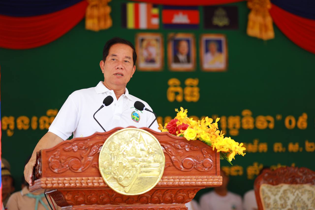 អភិបាលរាជធានីភ្នំពេញ ៖ រាជរដ្ឋាភិបាល បានកំណត់យ៉ាង ច្បាស់អំពីតម្លៃនិងតួនាទីដ៏សំខាន់របស់ព្រៃឈើដែលមិនអាចកាត់ផ្តាច់ចេញពីវិស័យអាទិភាពទាំងឡាយរបស់រដ្ឋបានឡើយ